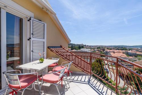 Apartment Mary - image 5