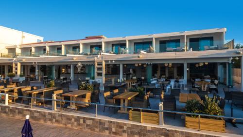 Restaurant, Mandala Seafront Suites in Laganas