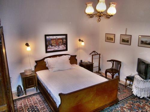 Retro - 19th Century Guest House, Balchik (photo 9)