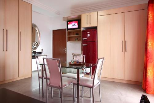 爱琴海海浪-灯塔酒店 爱琴海海浪-灯塔酒店