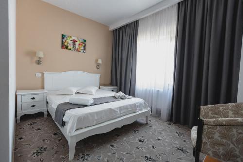 Hotel Cristian, Afumaţi
