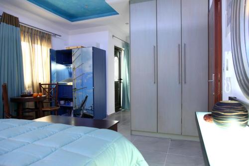 爱琴海海浪-灯塔酒店 爱琴海海浪-灯塔酒店