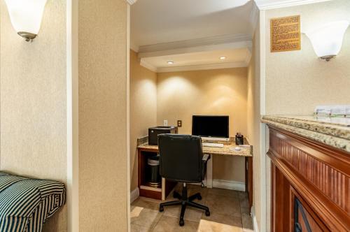 hotel photo