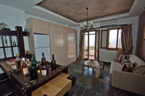 爱琴海海浪-灯塔酒店 爱琴海海浪-灯塔酒店