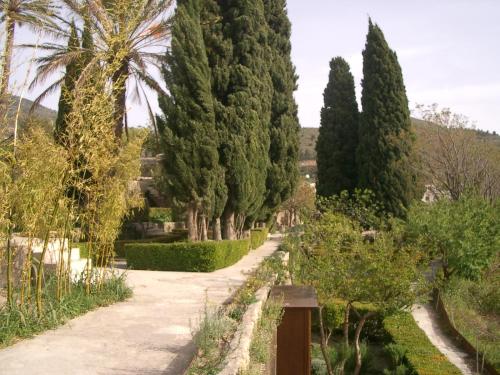  Apartments Altos del Castillo in Vélez de Benaudalla