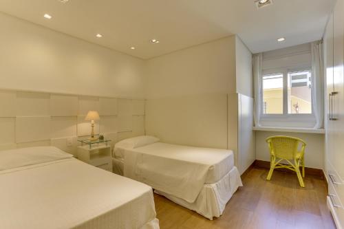 Two-Bedroom House 658 image 7