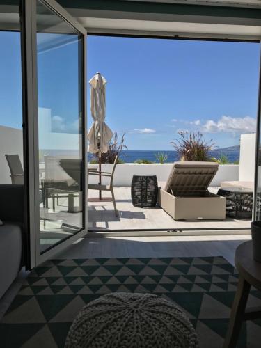 ระเบียง/ชานเรือน, วิงยาส โด กัลเยา-ใหม่ (Vinhas do Calhau-NEW) in กันเดลาเรีย