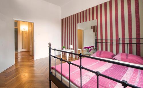 Guesthouse Centar 2 - image 7
