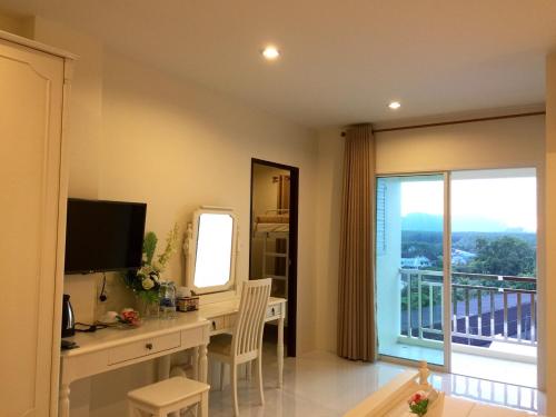 Room, family, balcony