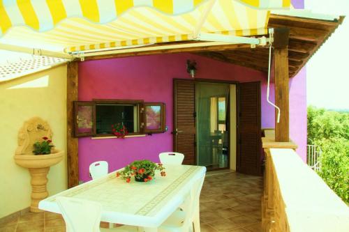 2 bedrooms, 5 beds