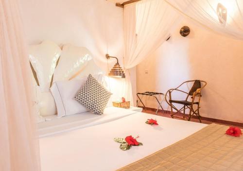 1 king bed, 1 twin bed