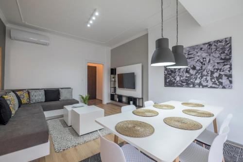 blueWaveplace - Stylish 2 BR Home in Center of Sofia, Sofia (photo 8)