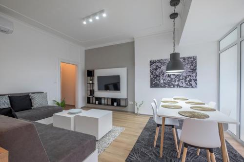 blueWaveplace - Stylish 2 BR Home in Center of Sofia, Sofia (photo 9)