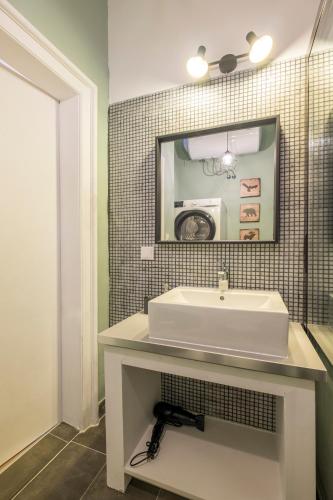 blueWaveplace - Stylish 2 BR Home in Center of Sofia - image 6