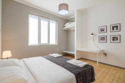 Apartment image 5