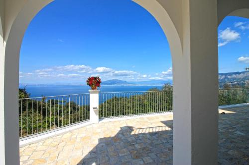Villa Marigliano - Tap to explore photos