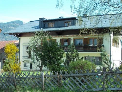  Landhaus Griesser, Pension in Kaprun