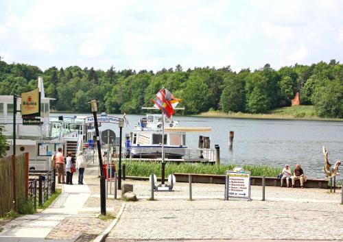 Ferienwohnung Rheinsberg SEE 9851