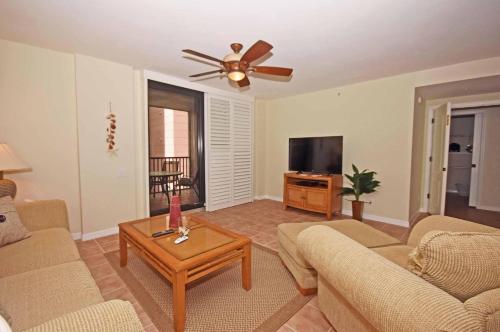 Barefoot Beach 501 - image 3