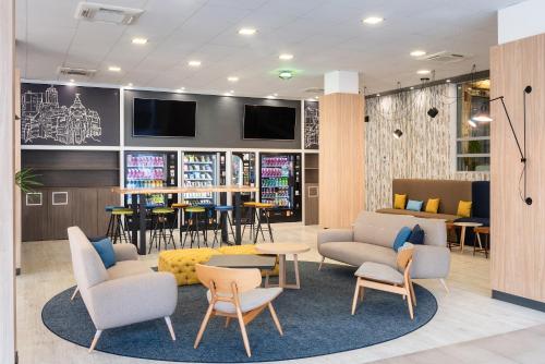 Madrid Airport Suites, Affiliated by Meliá