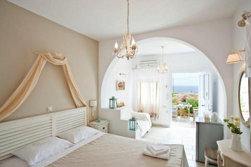 Kimolis Room Type - Superior Double Room