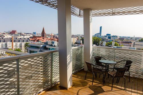 B&B Wroclaw - Apartamenty City Tower od WroclawApartament-pl - Bed and Breakfast Wroclaw