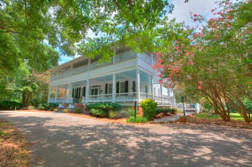 Liberty Hall Bed and Breakfast in Pendleton, USA