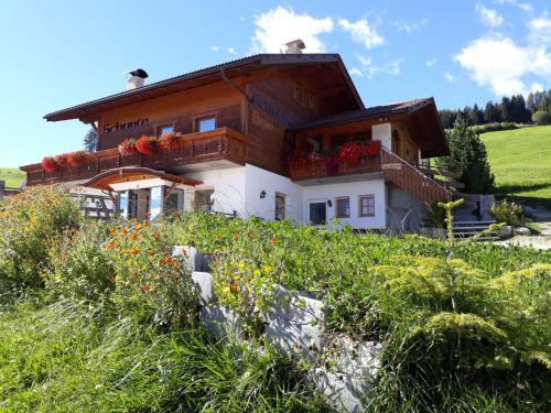  Schupfe in Meransen