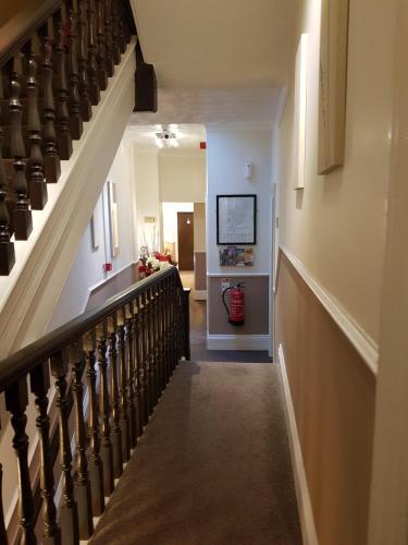 Ivanhoe Guest House - image 4