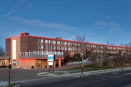 Travelodge by Wyndham Baie Comeau