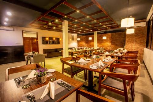 المرافق, فندق سيفانا سيتي (Sevana City Hotel) in كاندي