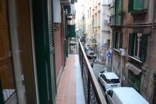 Trinità degli Spagnoli house, Neapel (Foto 8)