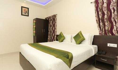  Standard Double Room image 7