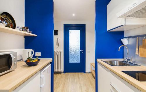Appartamento Blu a Milano zona Ripamonti vicino allo IEO, Milán (fotografie 9)