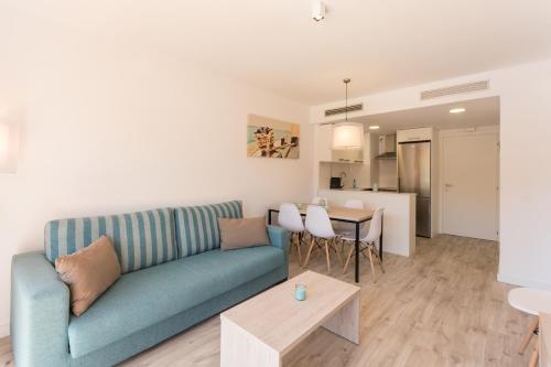 Two-Bedroom Apartment (6 Adults)