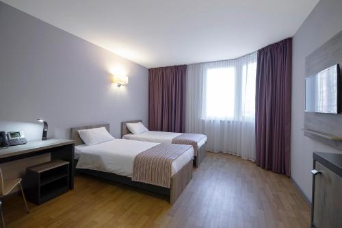 Favor Sport Hotel - image 9