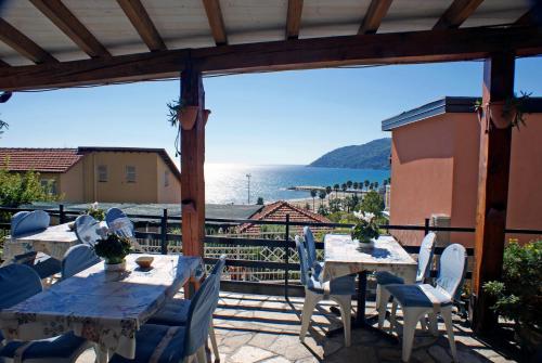  Albergo La Pineta, Marina dʼAndora bei Borganzo