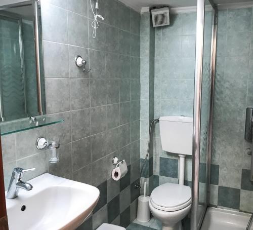 Bathroom, Hotel Antigoni in Neochorion