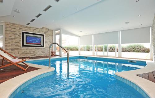 Eco Eclectic Villa with pool 1