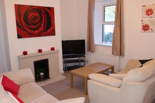 Miner's Cottage I Self Catering Holiday Cottage - Self Contained in Cleator Moor