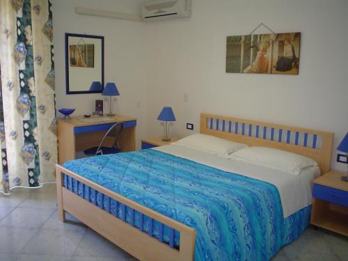 B&B Brezza Marina & Shoreline Restaurant - image 6