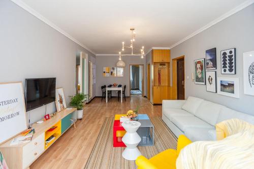 Zhengzhou Zhongyuan·Zhongyuan Wanda· Locals Apartment 00122680 near Wanda Plaza (Central Plains Road)