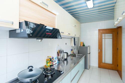 Zhengzhou Zhongyuan·Zhongyuan Wanda· Locals Apartment 00122680 near Wanda Plaza (Central Plains Road)