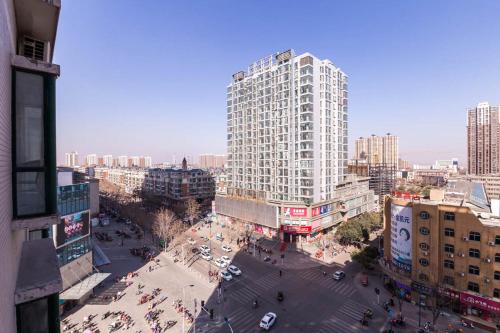 Zhengzhou Shangjie·Near Wuyun Mountain· Locals Apartment 00144970