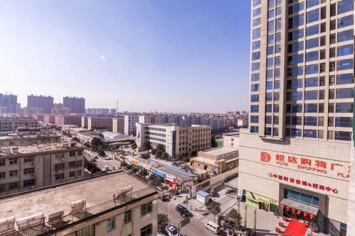 Zhengzhou Shangjie·Near Wuyun Mountain· Locals Apartment 00144970