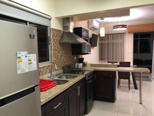 LOFTSCACAO APARTMENTS, Villas Cacao, near to Playa Bonita Limón (LOFTSCACAO APARTMENTS, Villas Cacao, near to Playa Bonita Limon) in ปลายาโกเกลส