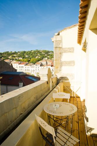 Balcony/terrace, Georges Hostel & Cafe in Sete