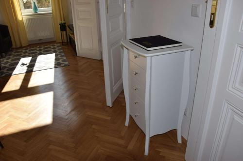 Apartment Vienna Smart Living - image 2