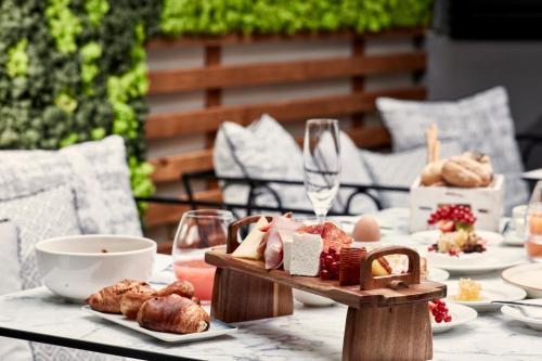 Antigon Urban Chic Hotel - The Leading Hotels of the World - image 11