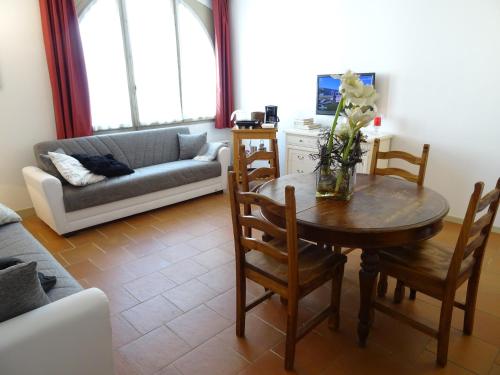 CharmeRooms Villa Moroni 2